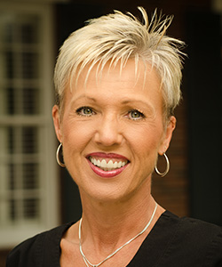Angela Graves